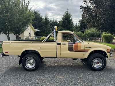 1980 Toyota Pickup DELUXE