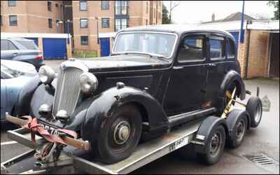 Riley 12HP 1939-40. A complete, untouched project. Very rare.