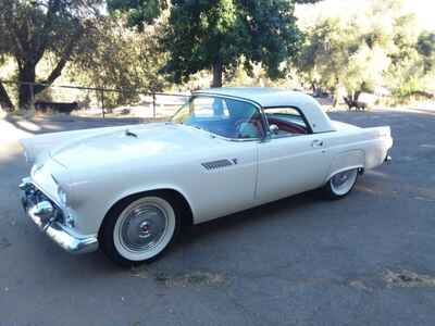 1955 Ford Thunderbird