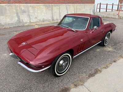 1965 Chevrolet Corvette Stingray Numbers matching 327CI 4-speed and hard t