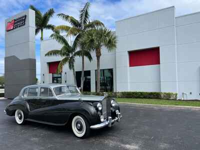 1955 Rolls-Royce Silver Spirit / Spur / Dawn