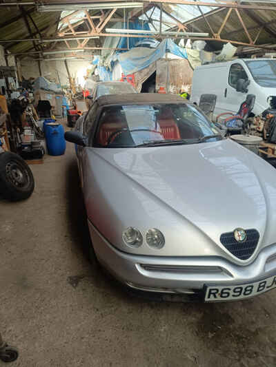 Alfa Romeo Spider T SPARK 16v