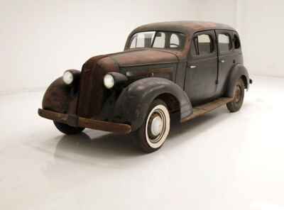 1935 Pontiac Master Series 6 4 Door Sedan