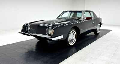 1963 Studebaker Avanti R2 Coupe