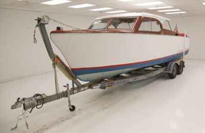 1955 Chris Craft Cruiser 26 Foot 327Q