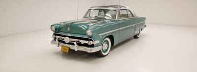 1954 Ford Crestline Skyliner