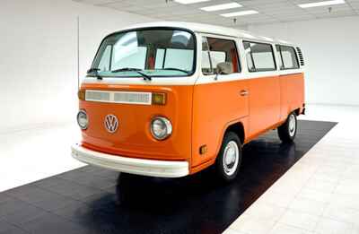 1974 Volkswagen Bus / Vanagon Kombi Bus