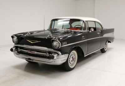 1957 Chevrolet Bel Air / 150 / 210