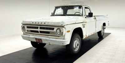 1970 Dodge W200 4x4 Long Bed Pickup