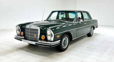 1970 Mercedes-Benz 200-Series Sedan