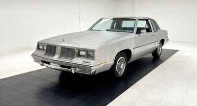 1985 Oldsmobile Cutlass 2 Door Hardtop