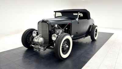 1932 Ford Model 18 Roadster