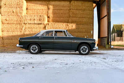 Rover P5b Coupe 3 5 V8 Silver Birch over Arden Green - stunning condition