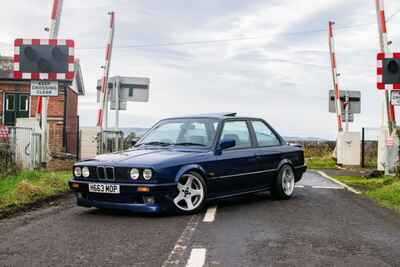 1991 BMW E30 320i SE