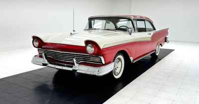 1957 Ford Fairlane 500 Club Victoria 2 Door Hardtop