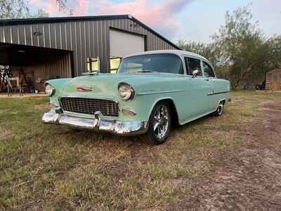 1955 Chevrolet Bel Air / 150 / 210