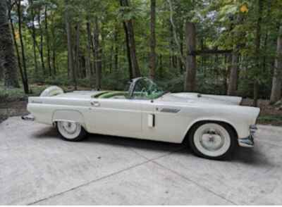 1956 Ford Thunderbird