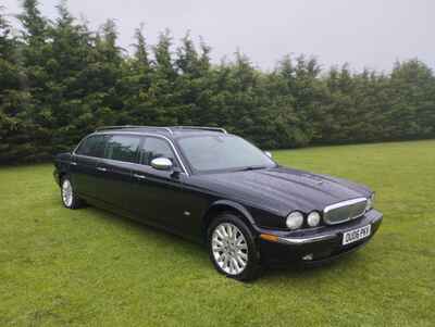 DAIMLER JAGUAR WILCOX  LIMOUSINE  WEDDING  /  FUNERAL  /  CHAUFFEUR  /  CAR 2006 ULEZ