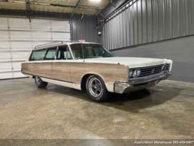 1966 Chrysler Town & Country