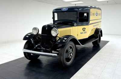 1932 Ford Model BB 1 1 / 2 Ton Panel Delivery