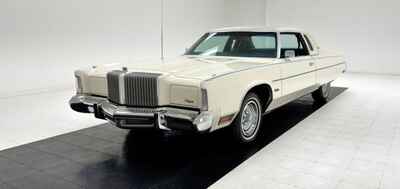 1976 Chrysler New Yorker Brougham Hardtop