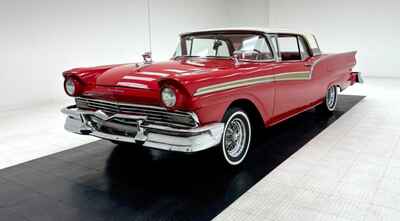 1957 Ford Fairlane Skyliner