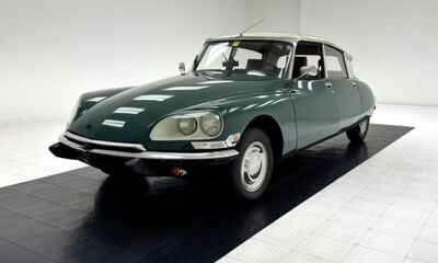 1972 Citroen DS 21 4 Door Sedan