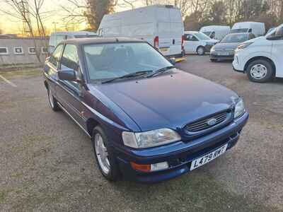 1994 Ford Escort XR3i 16V 105 3dr Petrol Manual