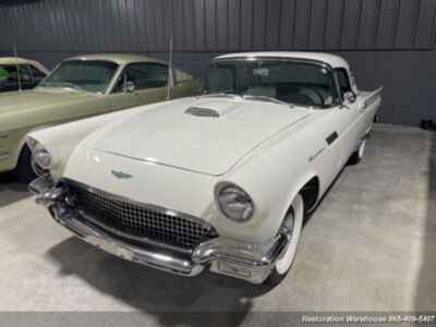 1957 Ford Thunderbird