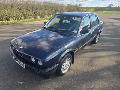 1988 BMW 320i SE e30, saloon, 4 door