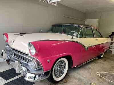 1955 Ford Crown Victoria