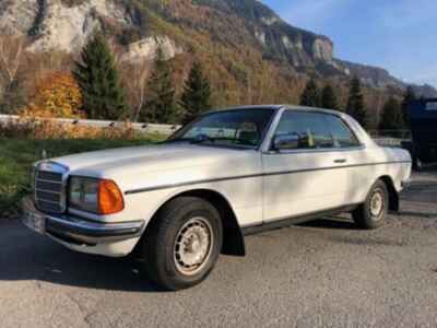 Mercedes-Benz W123 230CE Coupe. 5sp Manual Gearbox. Professional Restoration.