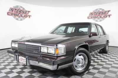 1985 Cadillac Fleetwood 4D Sedan