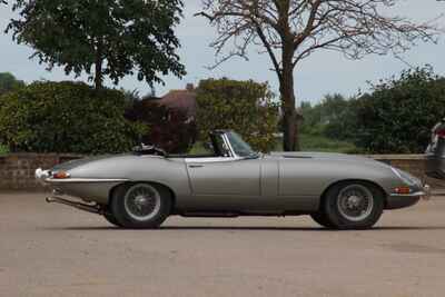 Jaguar E type Series 1 Roadster 4 2 Orig. RHD, Throttle Bodies Matching Numbers