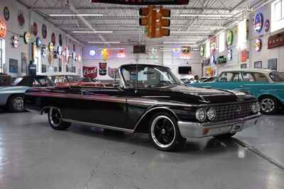 1962 Ford Galaxie Sunliner Convertible