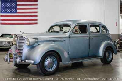 1937 Dodge D5 Sedan