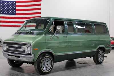 1977 Dodge B 200  Van