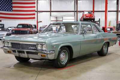 1966 Chevrolet Bel Air / 150 / 210