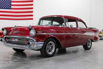 1957 Chevrolet Bel Air / 150 / 210