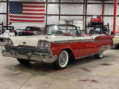 1959 Ford Fairlane 500 Skyliner