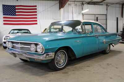 1960 Chevrolet Bel Air / 150 / 210