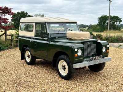 Land-Rover Series IIA (2a) 1970 88" utility 2 25 petrol; galvanised chassis