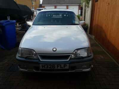 Vauxhall Carlton 3 0L GSI 24v