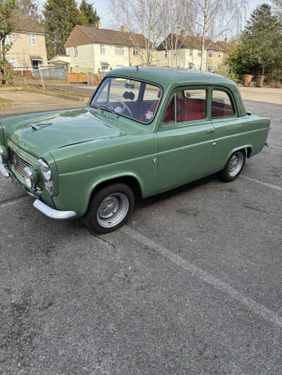 Ford Anglia 1958 100e