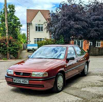 1994 Vauxhall Cavalier LS *9300 Miles From New Show Winning Car Collectors Car*