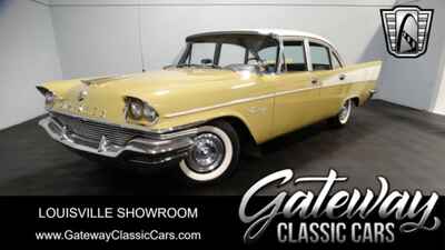 1957 Chrysler Saratoga Sedan