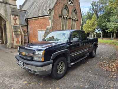 CHEVROLET SILVERADO PICK UP V8 AUTO 4X4