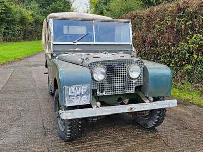 Land Rover Series 1 1950 80" Lights Through Grill