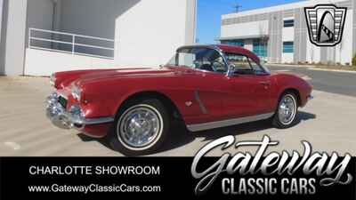 1962 Chevrolet Corvette Convertible w / Hardtop