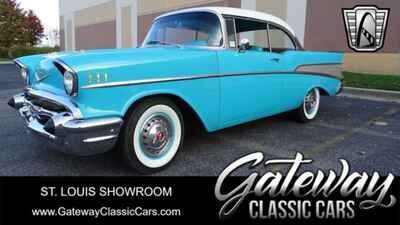 1957 Chevrolet Bel Air / 150 / 210